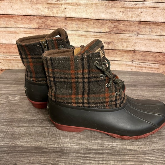Sperry brown plaid boots size 9 - Picture 2 of 5